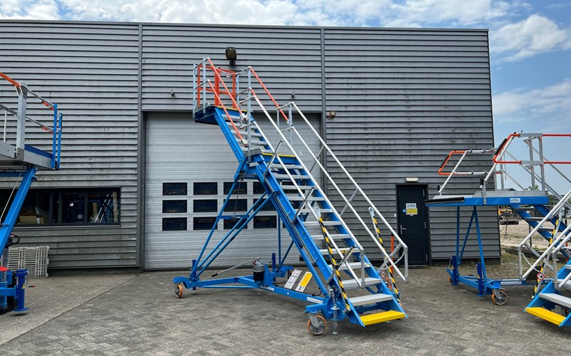 Succesful delivery of Multipurpose and Cargo Door access stands